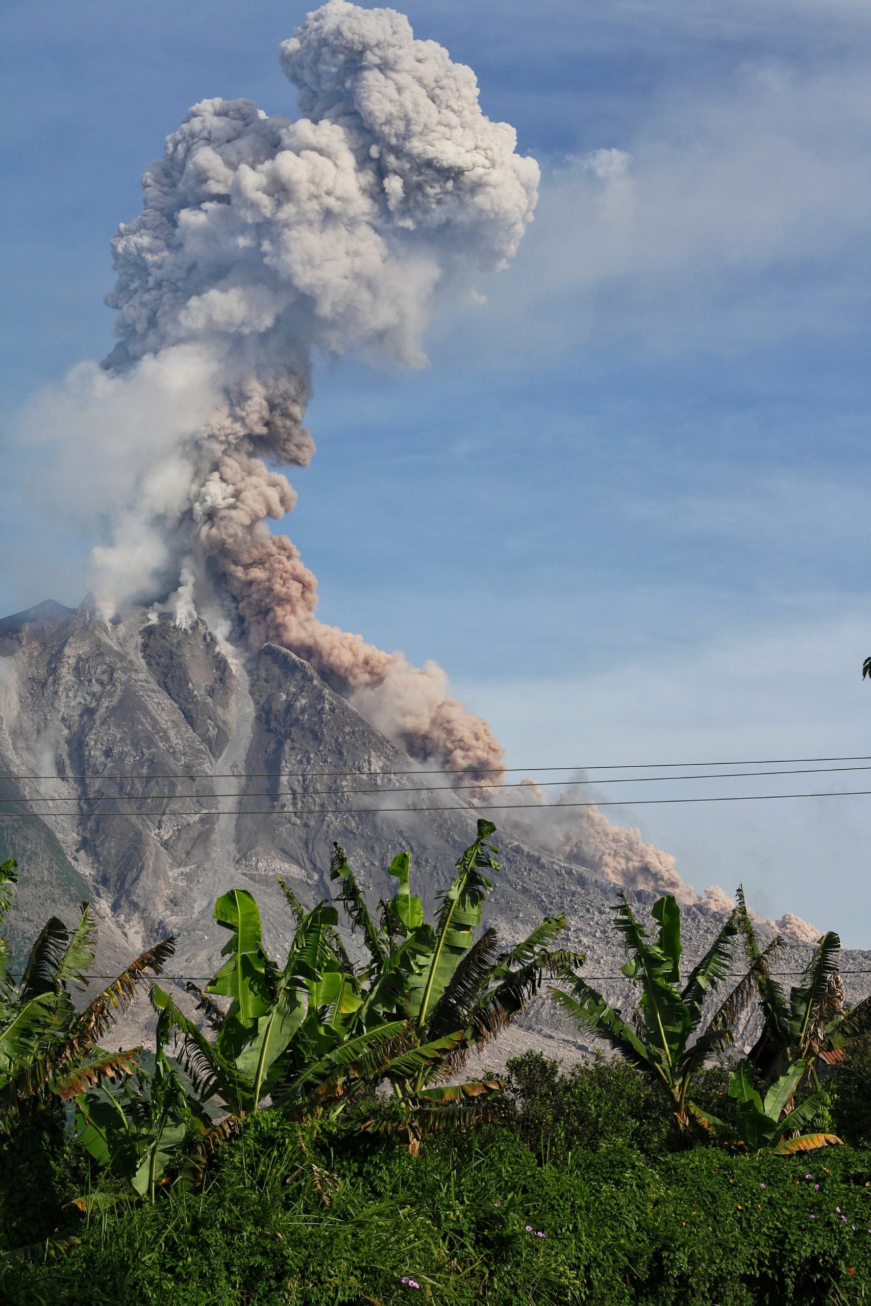 Geology - Tectonic Fury - Volano